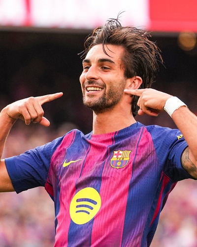 Barcellona In Festa, Torres Brilla; Momento Emozionante Per Flick