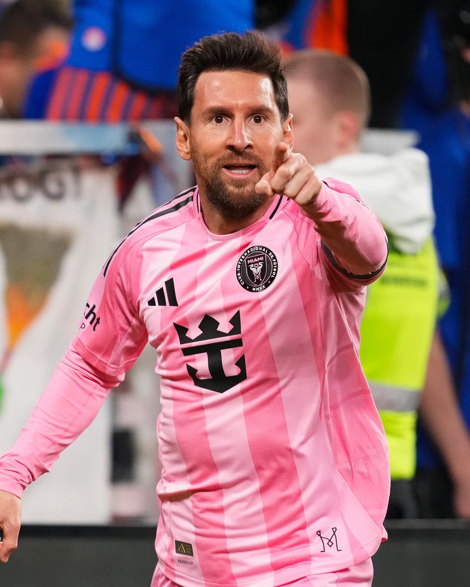 Messi, Due Gol E Revisione Sul Terzo ️