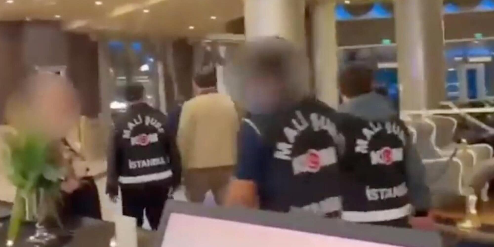 Arresti Nel Calcio Turco: Scandalo Arbitri ️