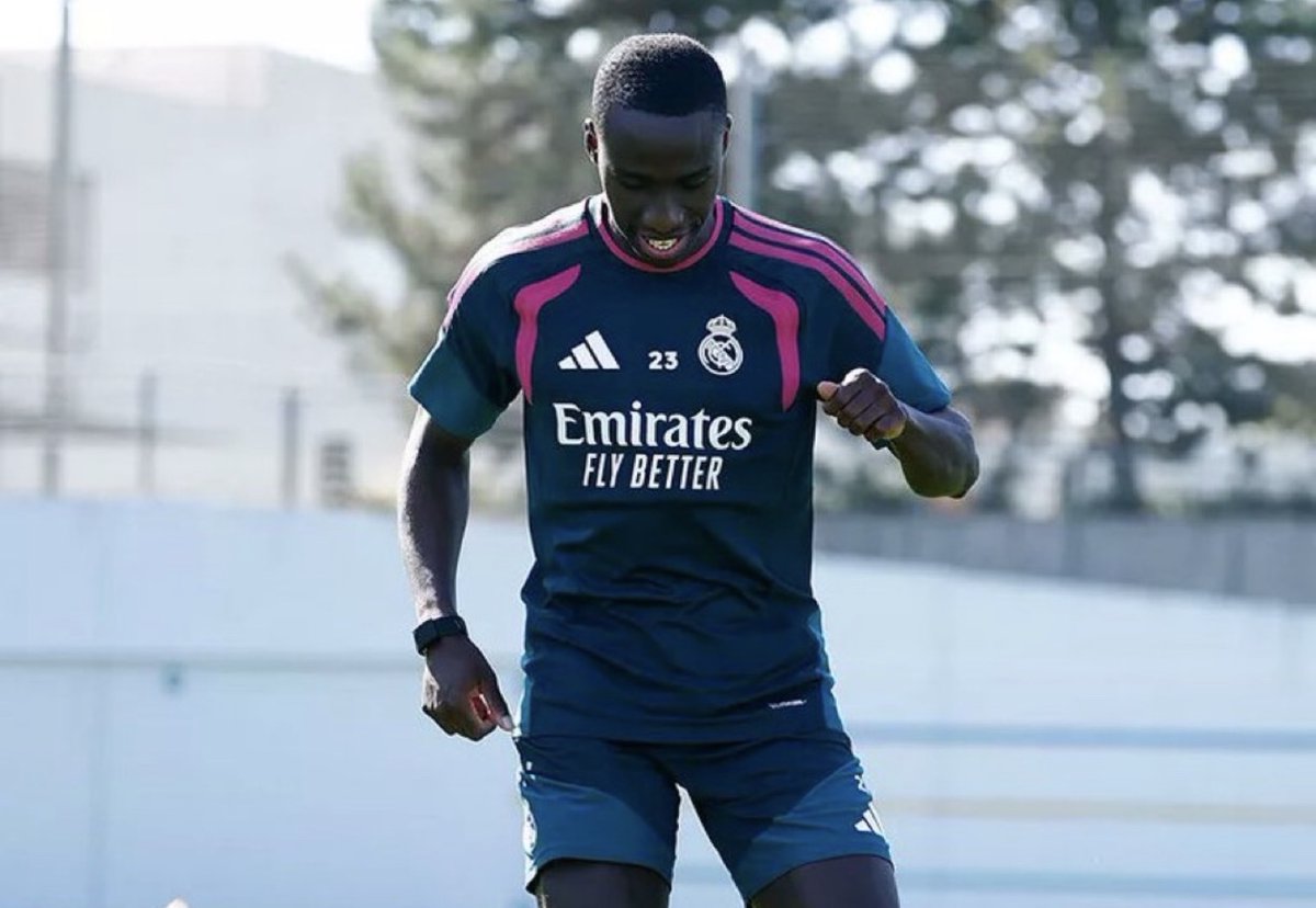 Mendy Fuori Dalla Lista Champions, Esclusioni E Trasferimenti ️