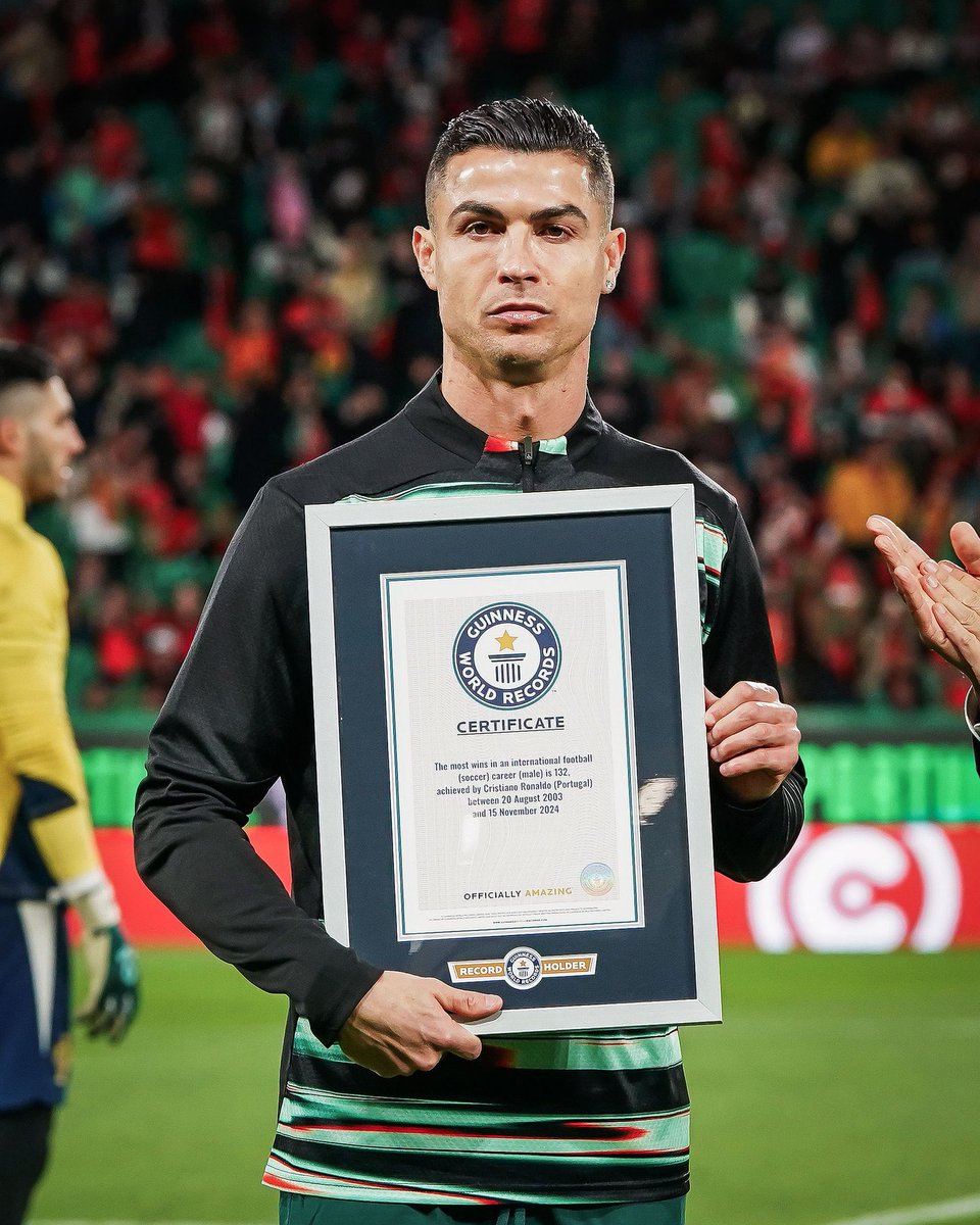 Cristiano Ronaldo Lascia Il Portogallo, Atterrato A Madrid ️